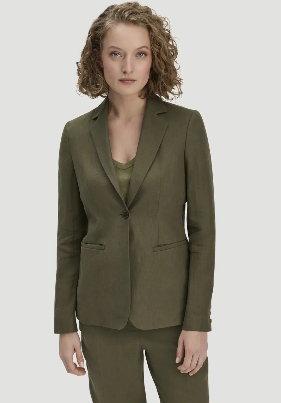 hessnatur Blazer Regular aus reinem Leinen von goldoliv New
