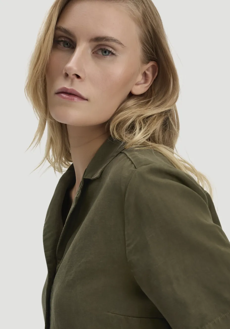 hessnatur Bluse Relaxed aus TENCEL™ Lyocell mit Leinen von goldoliv New