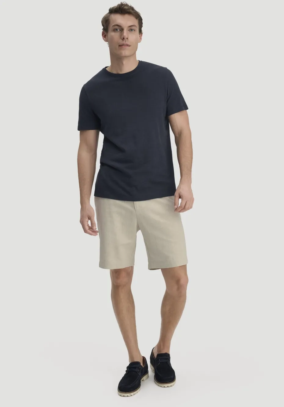 hessnatur Bootsschuh aus chromfrei gegerbtem Nubuk-Leder von marine Online