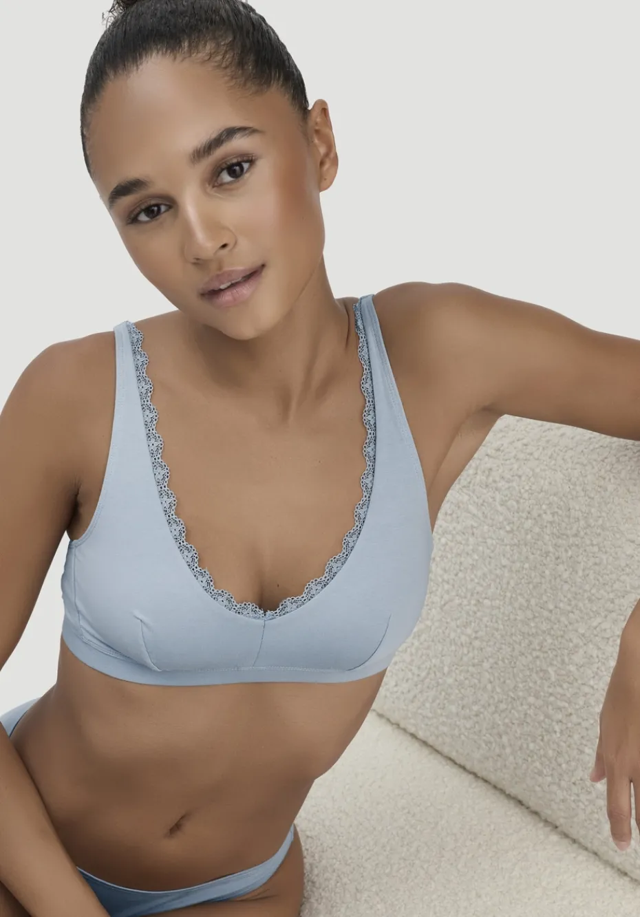 hessnatur Bustier COTTON FEEL LACE aus Bio-Baumwolle von nordisch blau Hot
