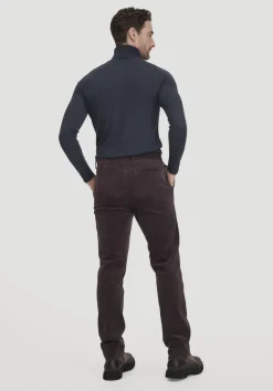 hessnatur Cordhose LENN Regular aus Bio-Baumwolle von schwarzbeere Hot