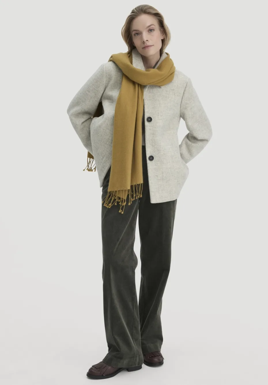 hessnatur Cordhose Wide Leg Relaxed aus Bio-Baumwolle von tannengrün Hot
