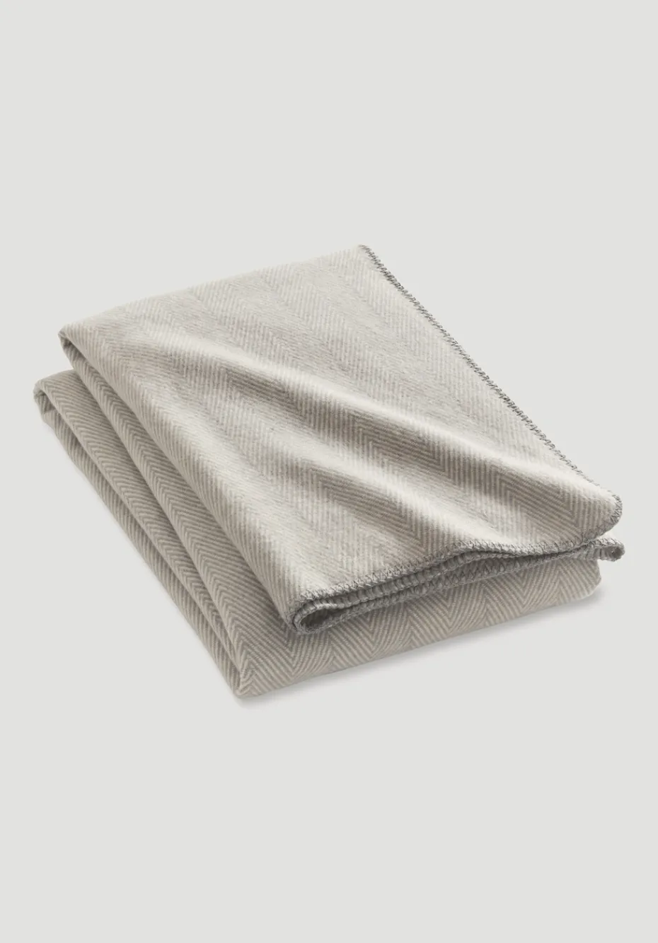 hessnatur Decke MERLE aus reiner Bio-Baumwolle von grau Sale