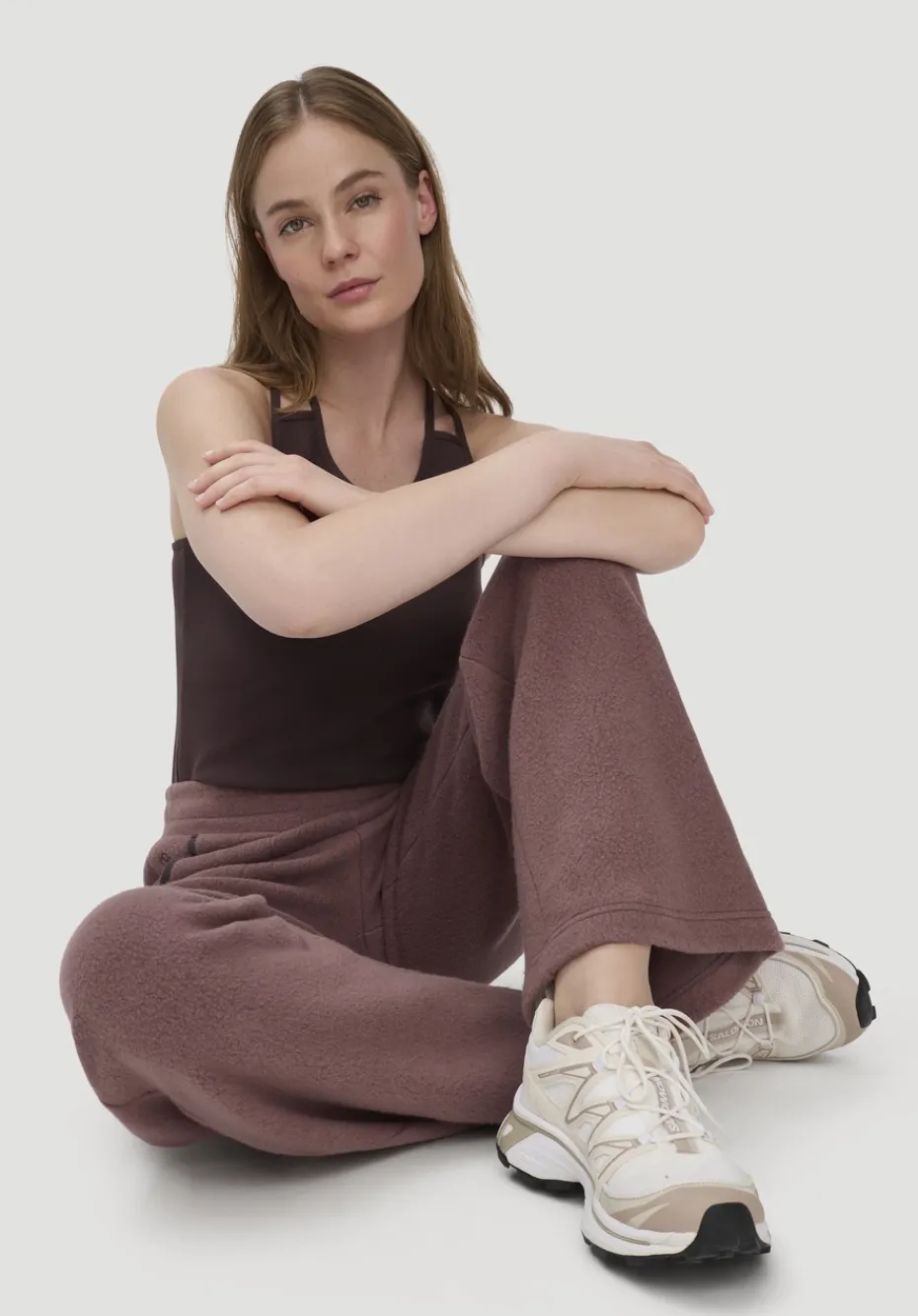 hessnatur Fleece Hose Relaxed ACTIVE LIGHT aus reiner Bio-Baumwolle von rosébraun Clearance