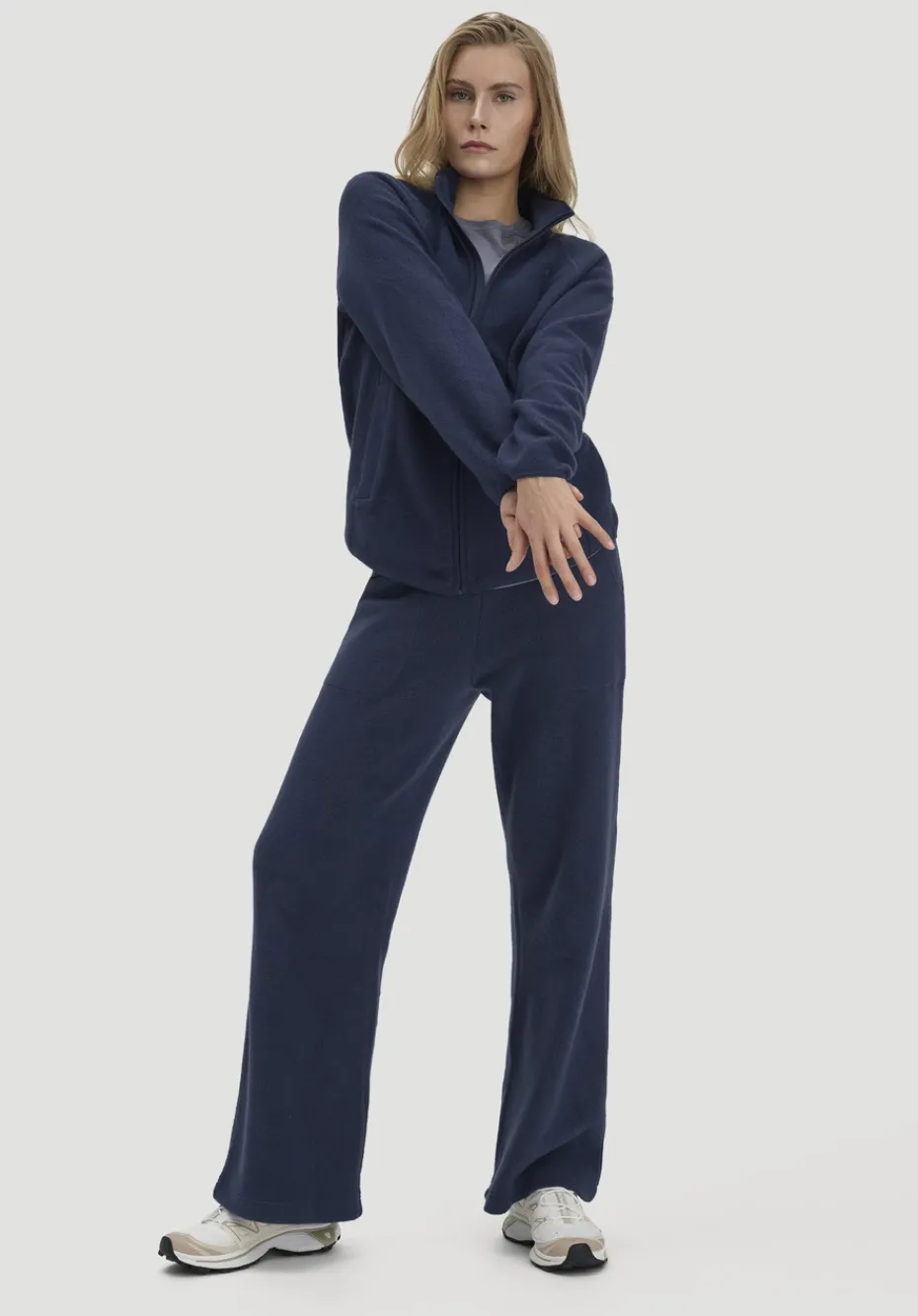 hessnatur Fleece Jacke Relaxed ACTIVE LIGHT aus Bio-Baumwolle von mitternachtsblau Sale
