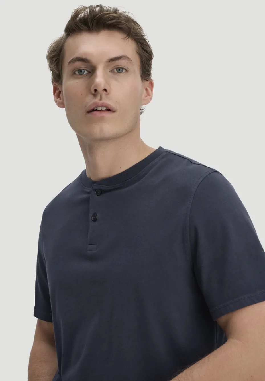 hessnatur Heavy Jersey Henley Shirt Relaxed aus reiner Bio-Baumwolle von marine Outlet