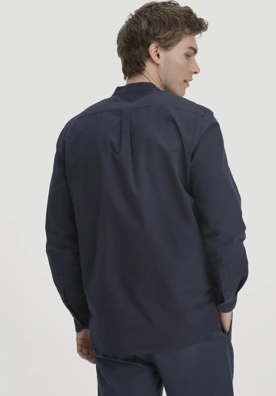 hessnatur Hemd Regular aus Bio-Baumwolle mit Hanf und Yak von marine Hot