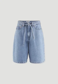 hessnatur Jeans Bermuda aus Bio-Baumwolle mit TENCEL™ Lyocell von light blue New