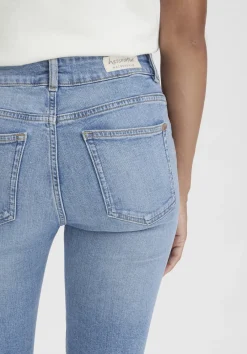 hessnatur Jeans LINA Mid Rise Skinny aus Bio-Denim von light blue