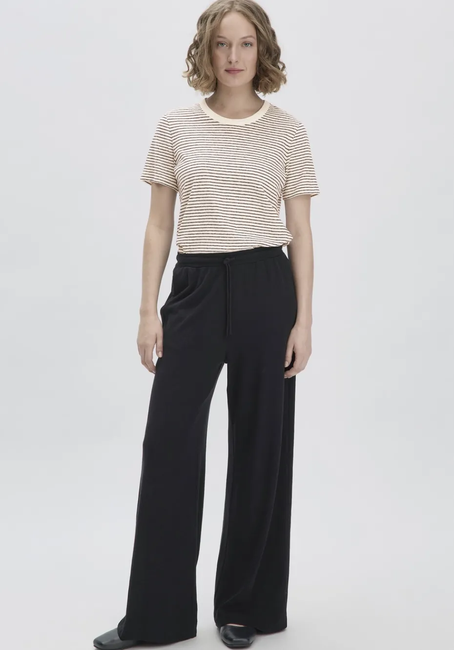 hessnatur Jersey Hose Wide Leg Relaxed aus Leinen und Bio-Baumwolle von schwarz Sale