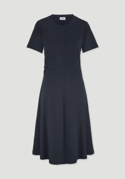 hessnatur Jersey Kleid Kniebedeckend Slim aus reiner Bio-Baumwolle von marine Sale