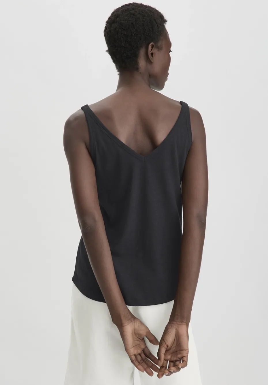 hessnatur Jersey Top Regular aus Leinen und Bio-Baumwolle von schwarz Discount