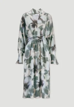 hessnatur Kimono Kleid Wickeloptik Midi aus LENZING™ ECOVERO™ von marine Online