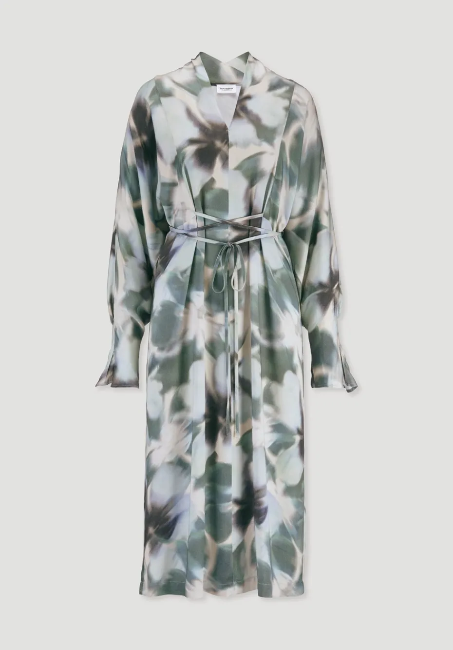 hessnatur Kimono Kleid Wickeloptik Midi aus LENZING™ ECOVERO™ von marine Online