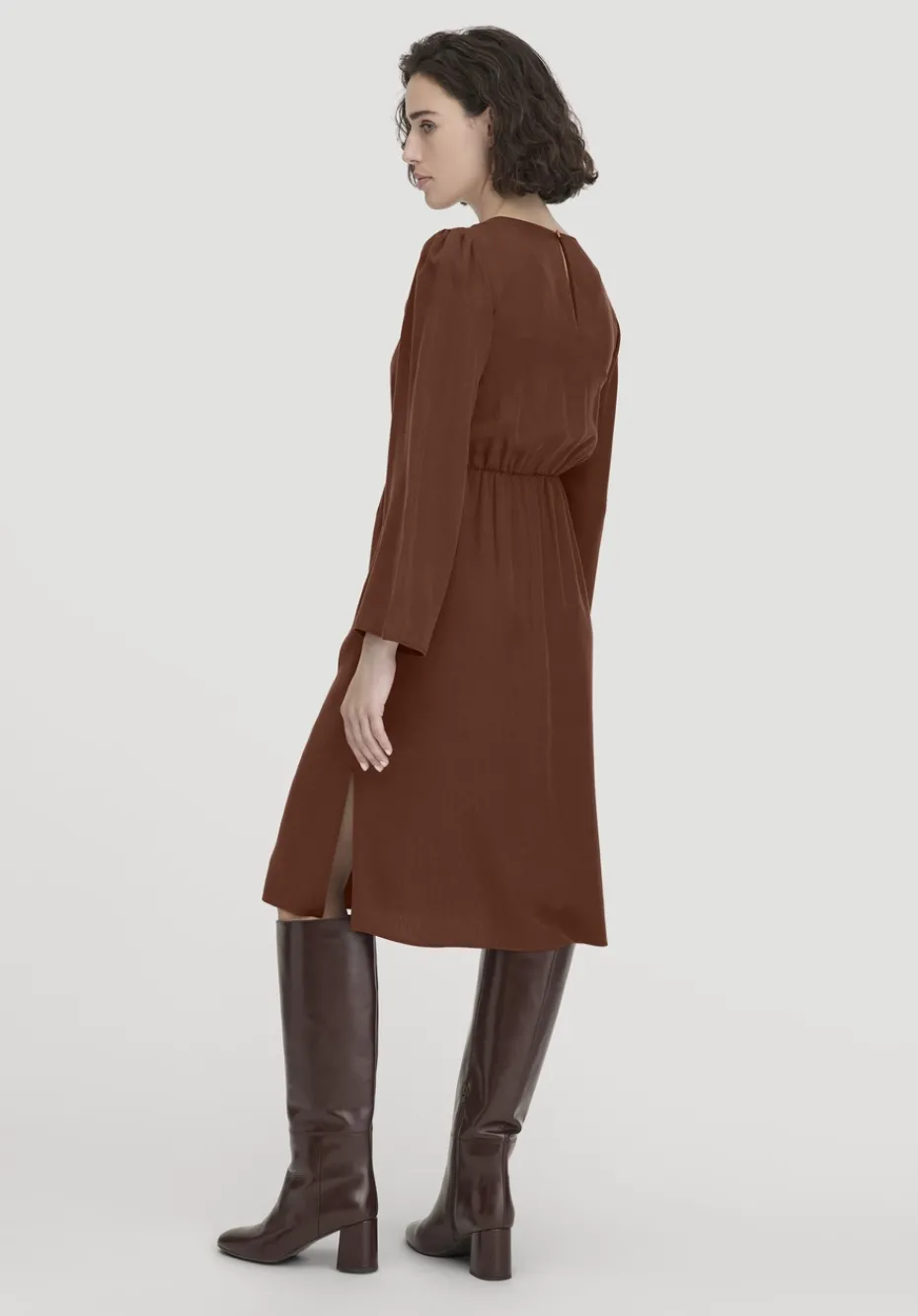 hessnatur Kleid Kniebedeckend aus reinem TENCEL™ Lyocell von dunkles rost Hot