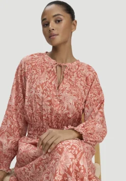 hessnatur Kleid mit Taillierung Maxi aus reiner Bio-Baumwolle von pfirsichrot Sale