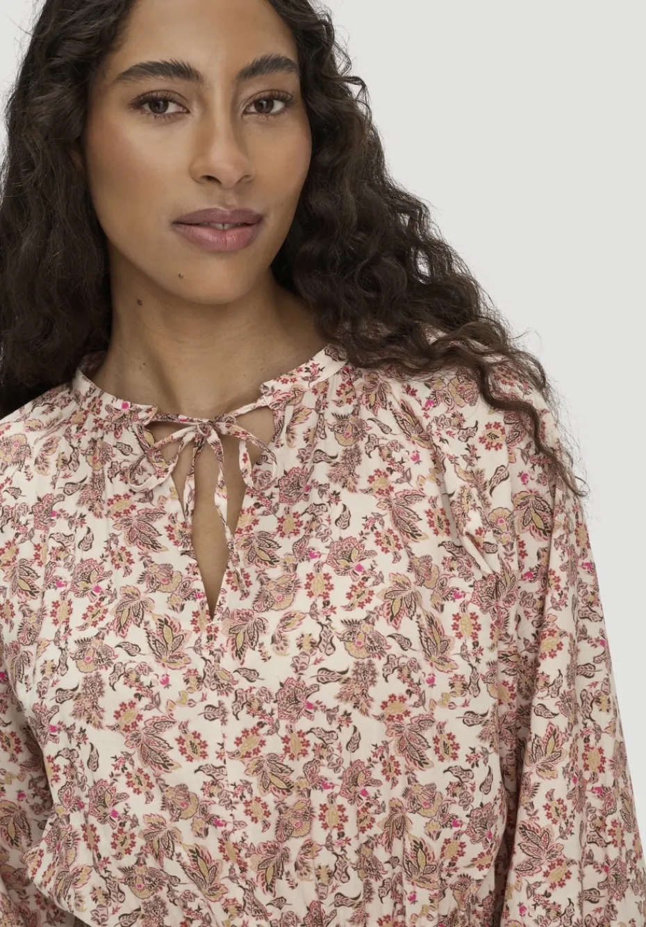 hessnatur Kleid mit Taillierung Maxi aus reiner Bio-Baumwolle von cocos Online