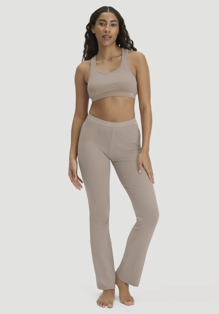 hessnatur Leggings Flared SOFT RIB aus Bio-Baumwolle von mandelbraun Discount