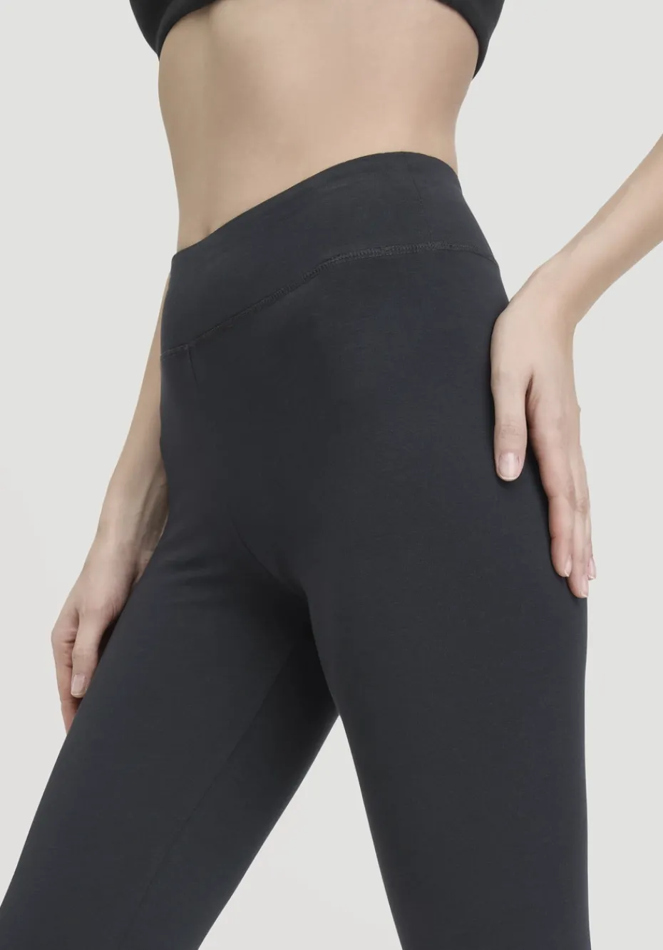 hessnatur Leggings Medium Cut ACTIVE LIGHT aus Bio-Baumwolle von schwarz New