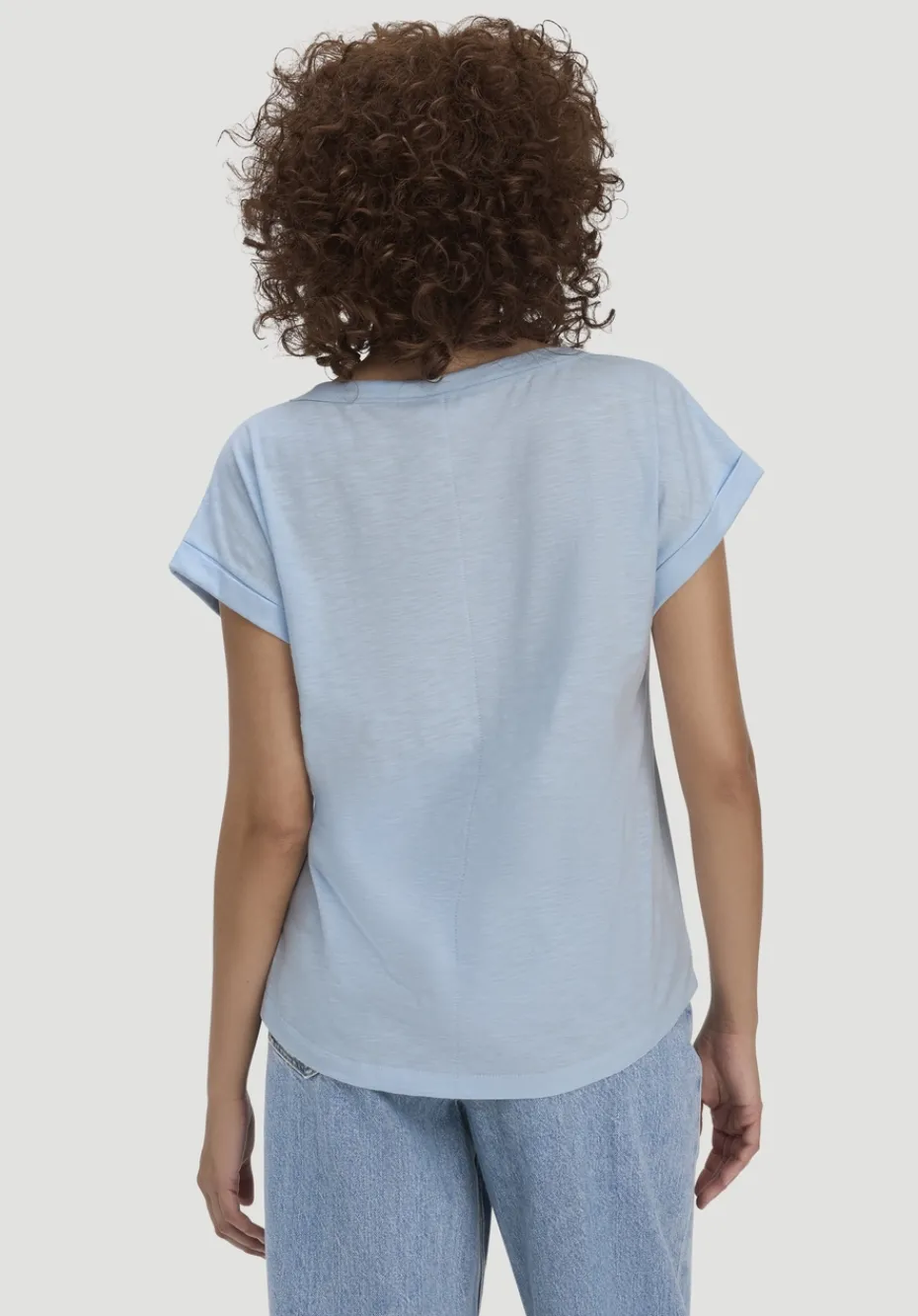 hessnatur Light Slub T-Shirt Relaxed aus reiner Bio-Baumwolle von perlblau
