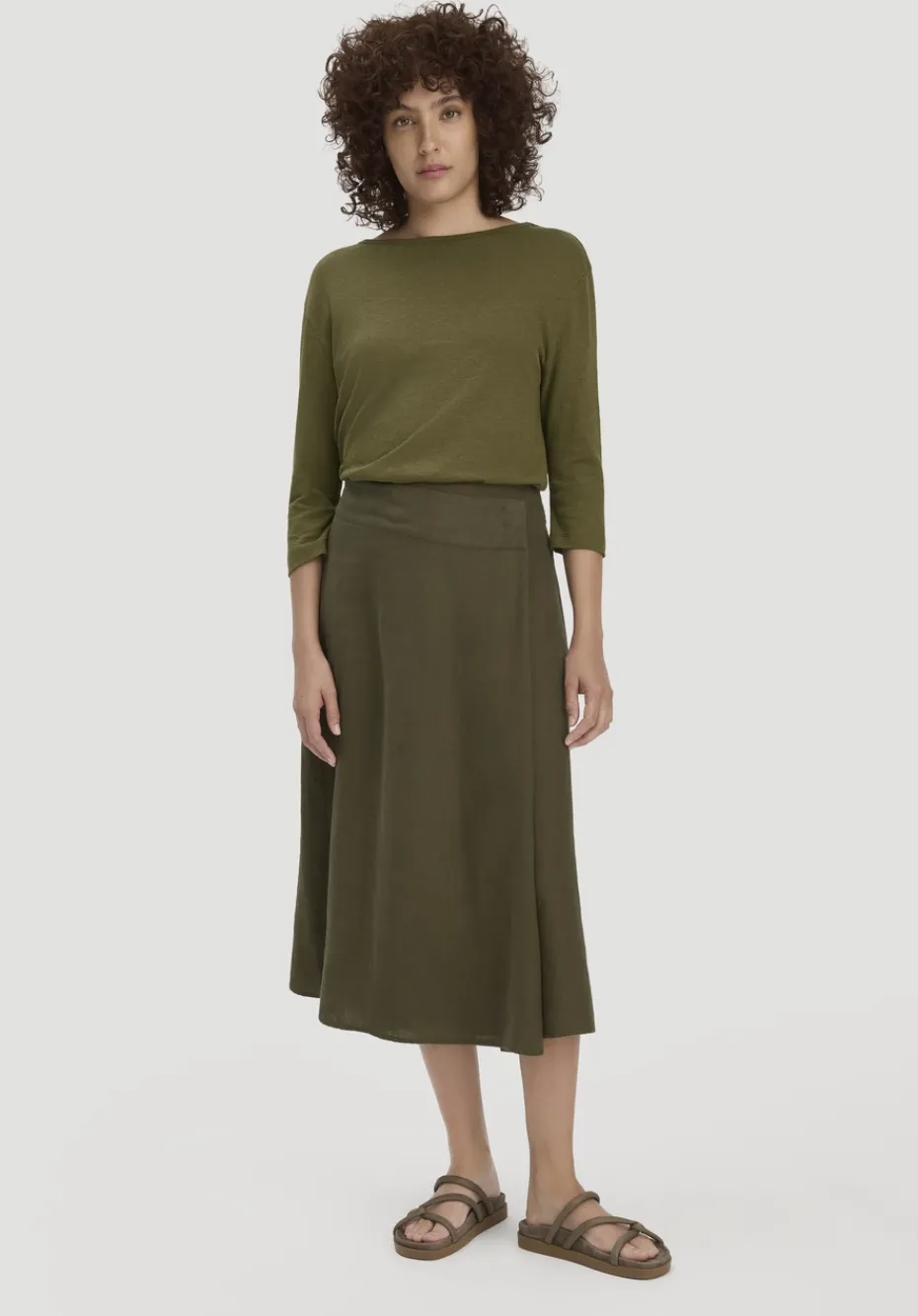 hessnatur Longsleeve Relaxed aus Leinen mit reiner Bio-Baumwolle von goldoliv Discount