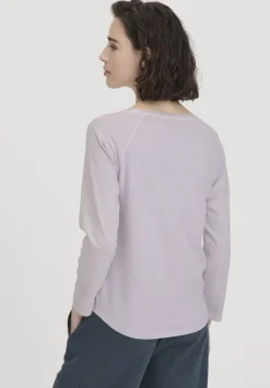 hessnatur Longsleeve Relaxed aus reiner Bio-Baumwolle von pastell lavendel New