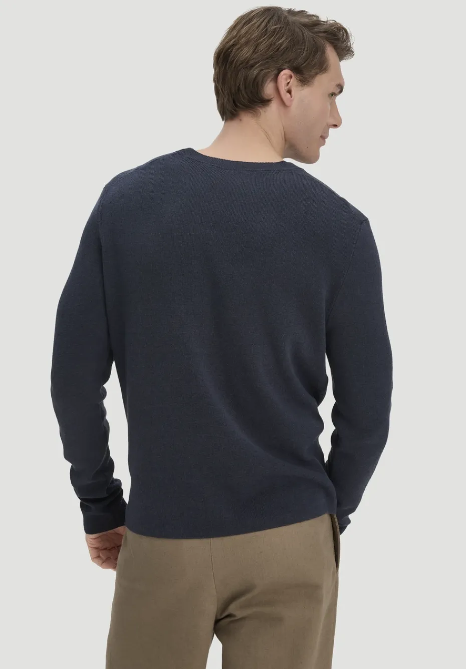 hessnatur Milano Strick Pullover Regular aus Leinen mit Bio-Baumwolle und LENZING™ ECOVERO™ Viskose von marine Best