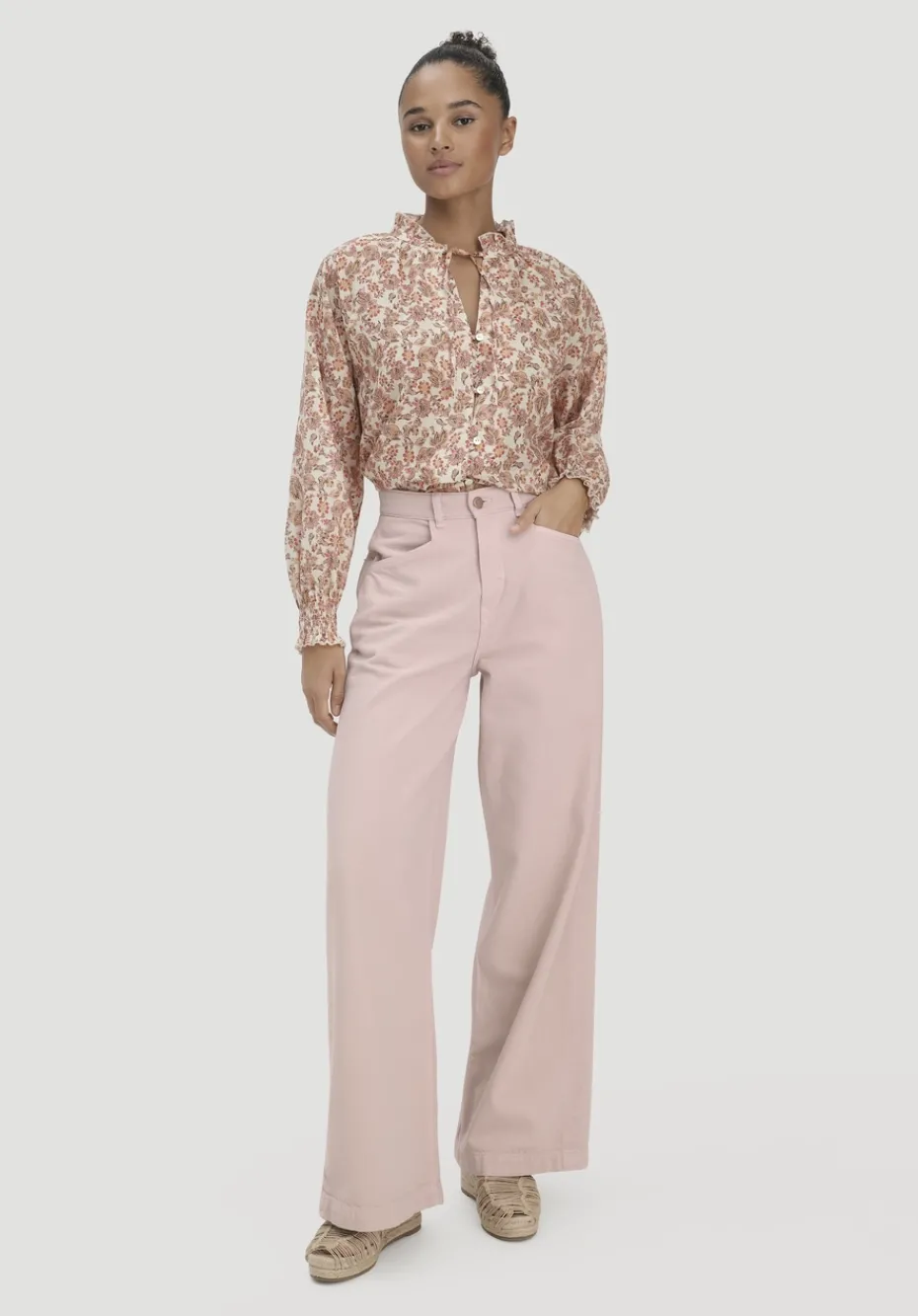 hessnatur Print Bluse Relaxed aus reiner Bio-Baumwolle von cocos Outlet