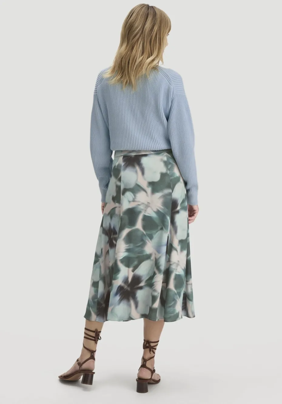 hessnatur Print Rock Midi aus LENZING™ ECOVERO™ Viskose von marine Sale