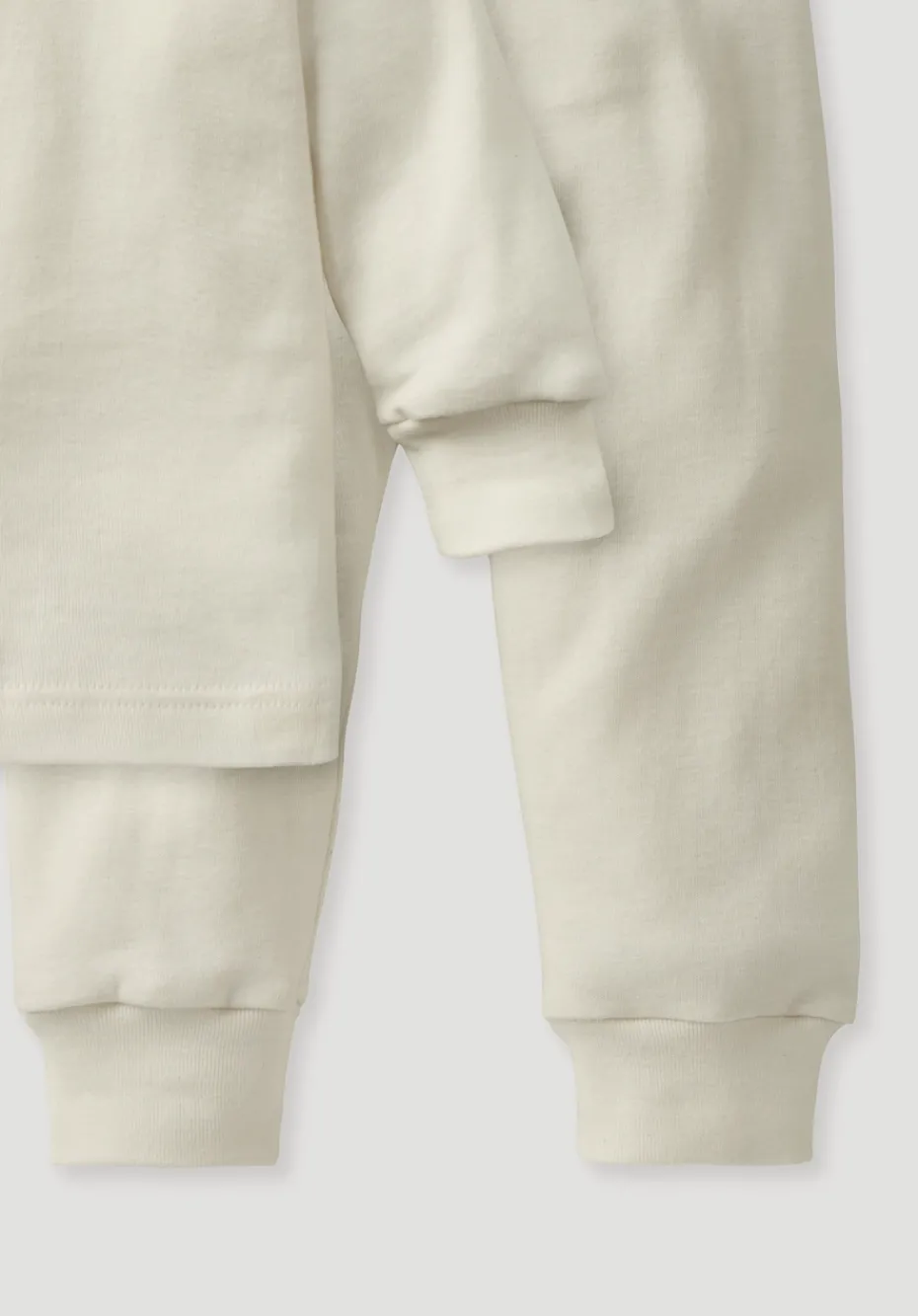 hessnatur Pyjama aus reiner Bio-Baumwolle von natur Discount
