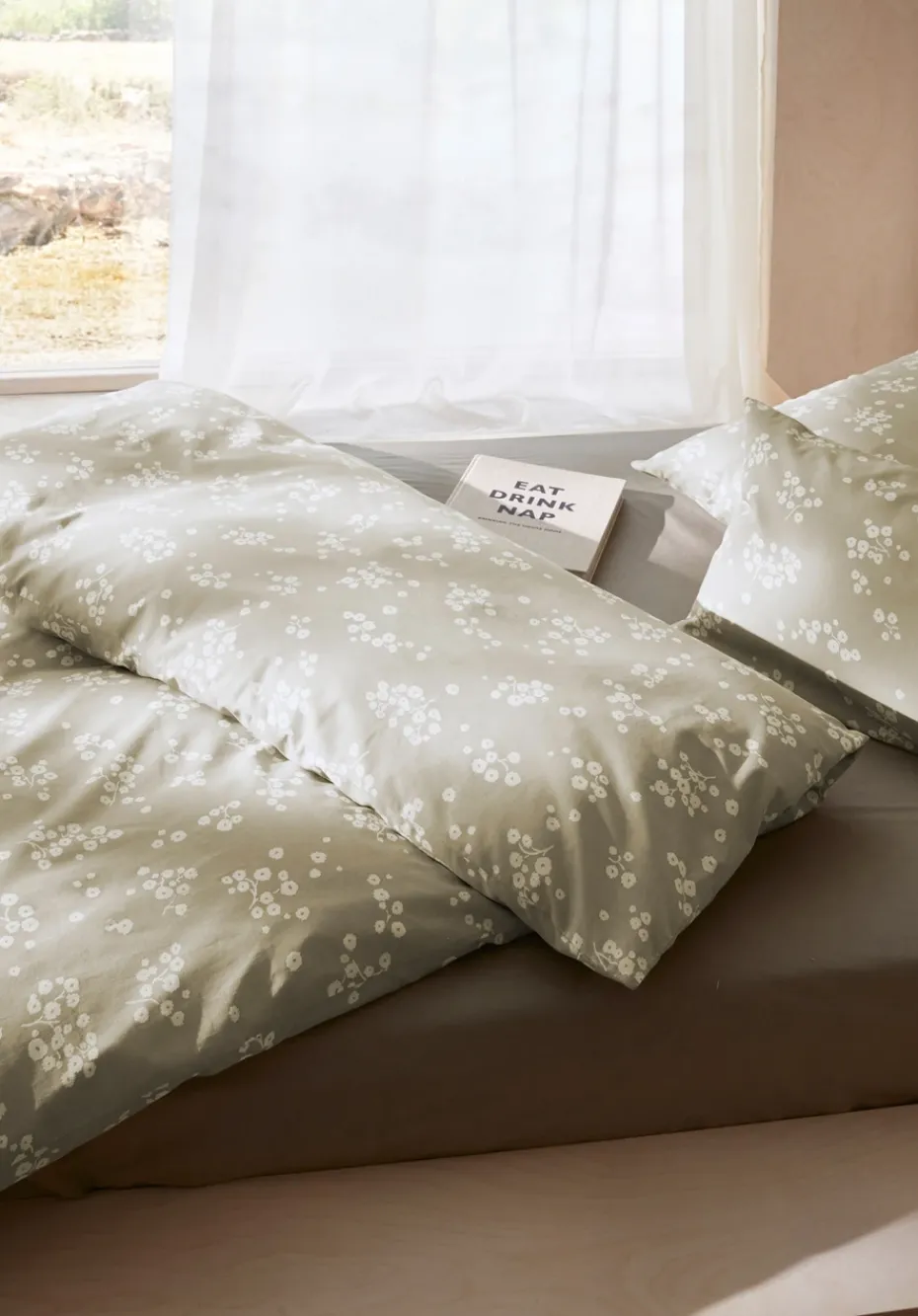 hessnatur Renforcé Bettwäsche Set HANAMI aus reiner Bio-Baumwolle von pastelloliv