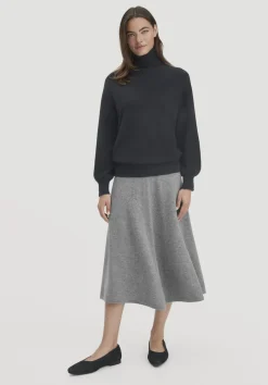 hessnatur Rollkragen Pullover Relaxed BETTER RECYCLING aus reinem Cashmere von schwarz Outlet