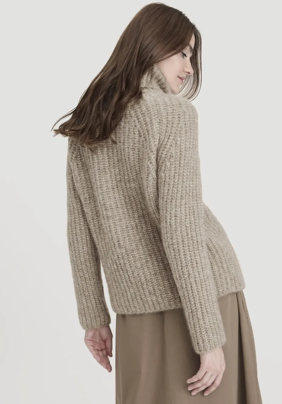 hessnatur Rollkragenpullover Relaxed aus Alpaka mit Bio-Baumwolle von naturbeige New