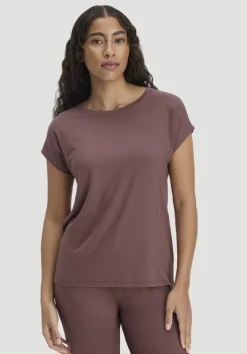 hessnatur Schlaf T-Shirt PURE FLOW aus TENCEL™ Modal von rosébraun Sale