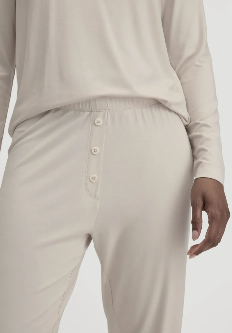 hessnatur Schlafhose PURE FLOW aus TENCEL™ Modal von düne New