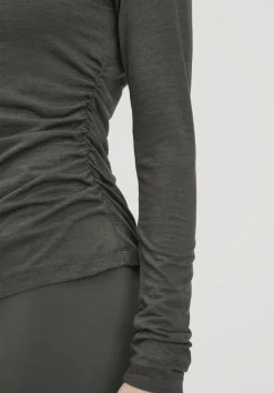 hessnatur Shirt Langarm Slim ACTIVE FUNCTIONAL aus Bio-Merinowolle und TENCEL™ Lyocell von tannengrün Sale