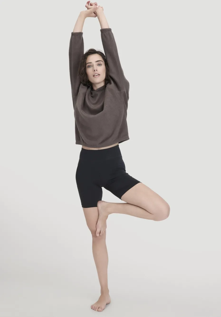 hessnatur Shorts Fitted ACTIVE LIGHT aus Bio-Baumwolle von schwarz Outlet