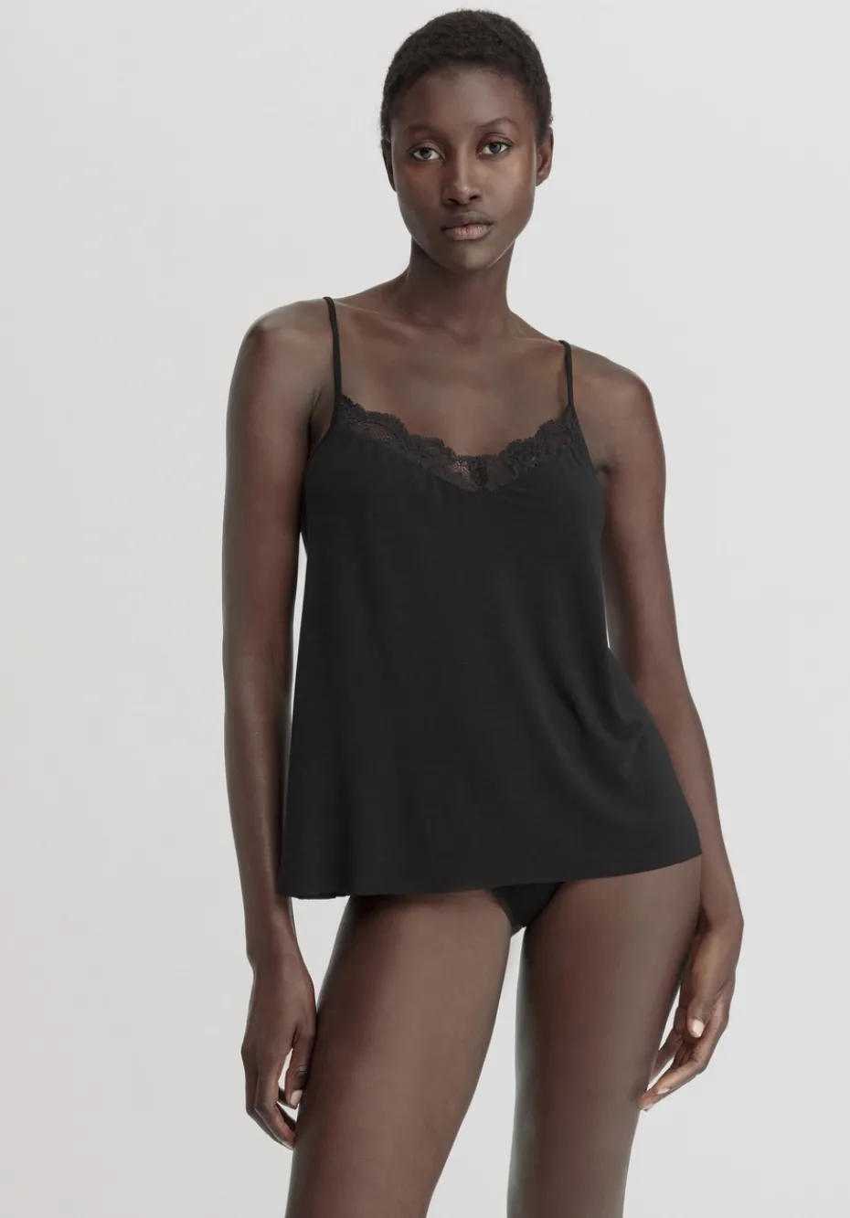 hessnatur Spaghetti Top PURE SENSE LACE aus TENCEL™ Modal von schwarz Clearance