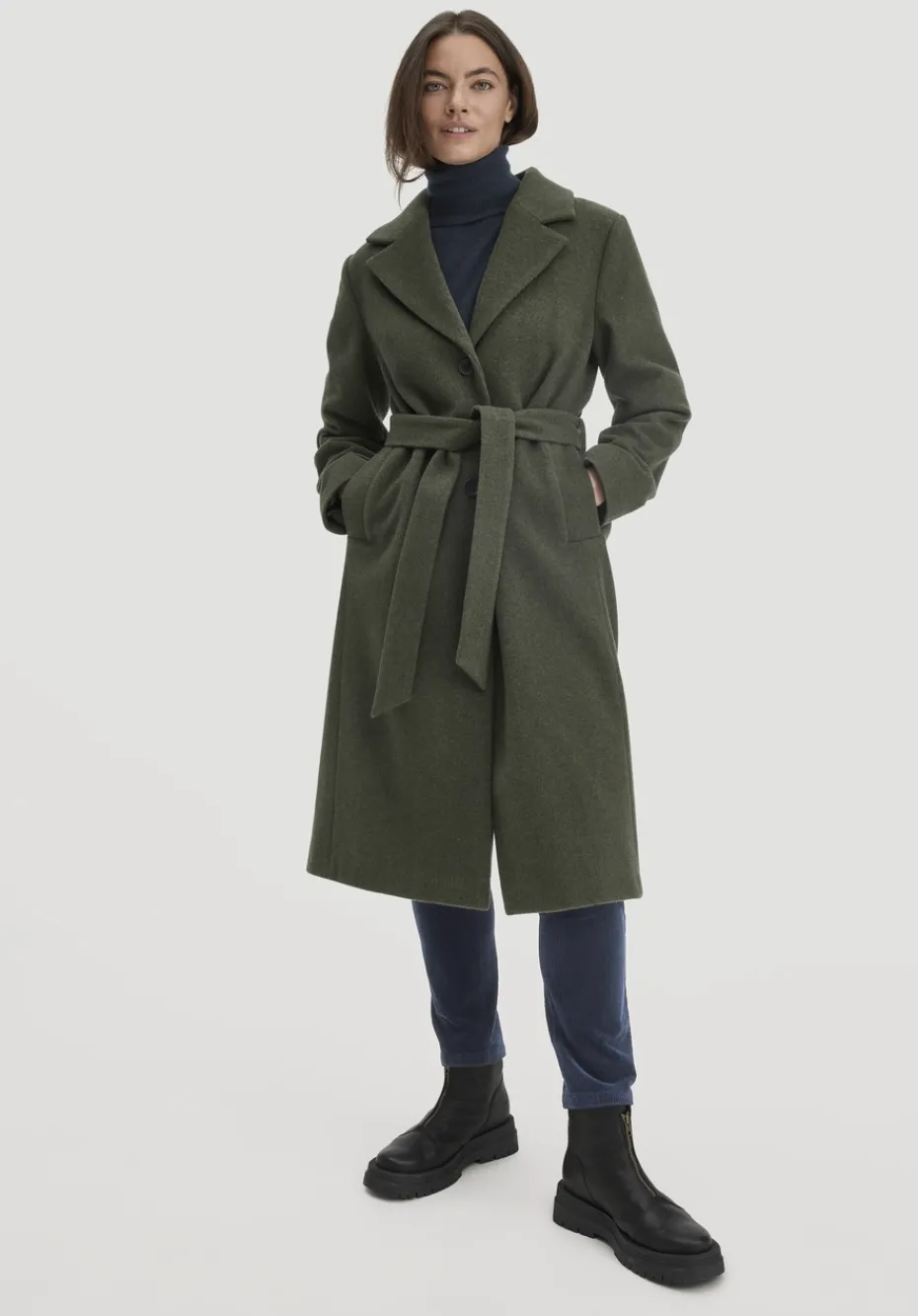 hessnatur Stiefelette mit Zipper aus chromfrei gegerbtem Leder von schwarz Discount