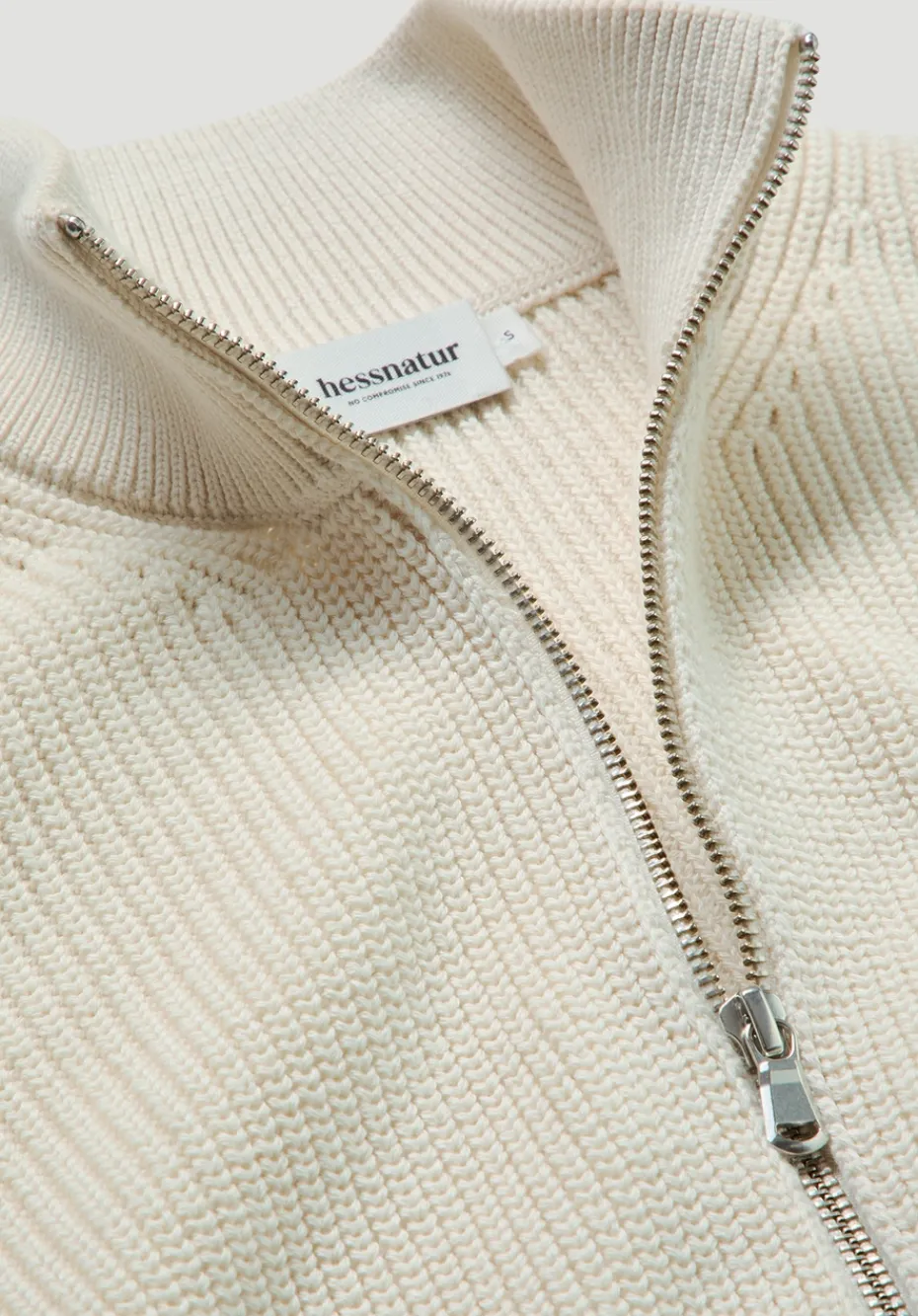 hessnatur Strick Jacke Regular aus reiner Bio-Baumwolle von cocos Discount