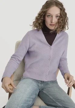 hessnatur Strick Jacke Relaxed aus reiner Bio-Baumwolle von pastell lavendel