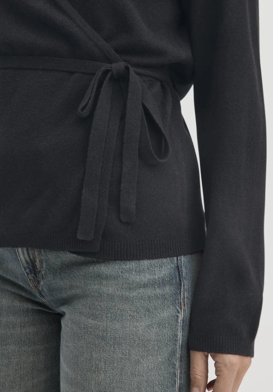 hessnatur Strick Jacke Relaxed aus Bio-Merinowolle mit Cashmere von schwarz Clearance