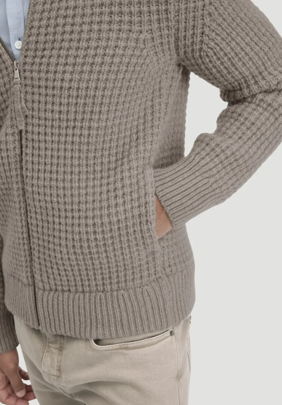 hessnatur Strick Jacke Relaxed BETTER RECYCLING aus reiner Bio-Merinowolle von camel Online