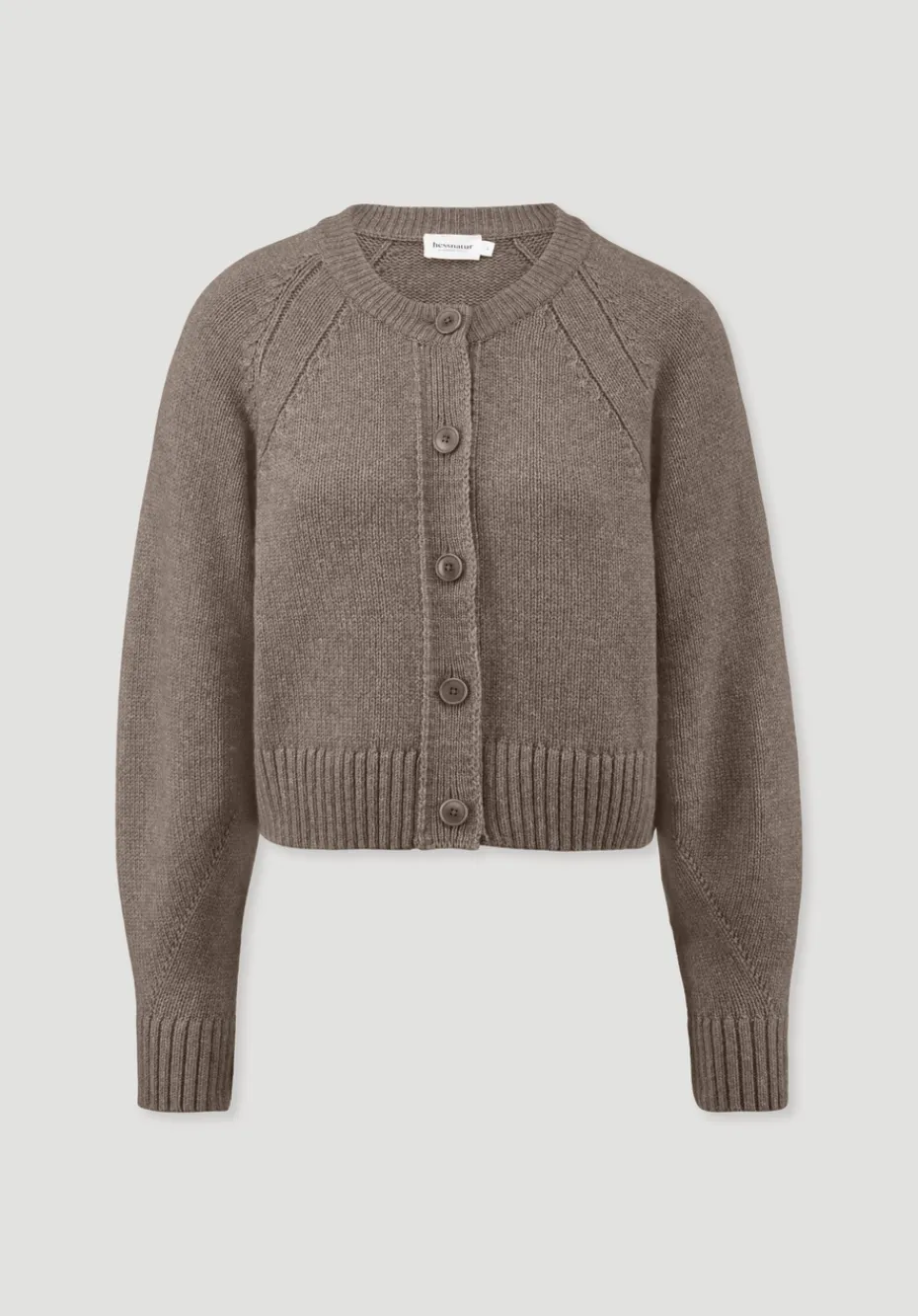 hessnatur Strick Jacke Relaxed Cropped aus Bio-Merinowolle mit Bio-Baumwolle von camel Discount