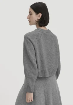 hessnatur Strick Jacke Relaxed Cropped aus Bio-Merinowolle mit Bio-Baumwolle von grau Best