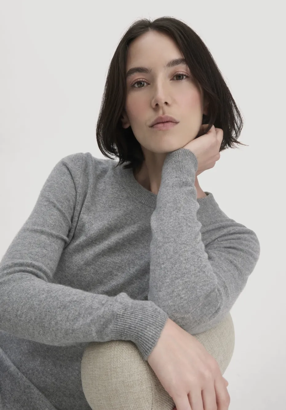 hessnatur Strick Kleid Regular aus Bio-Merinowolle mit Cashmere von grau Clearance