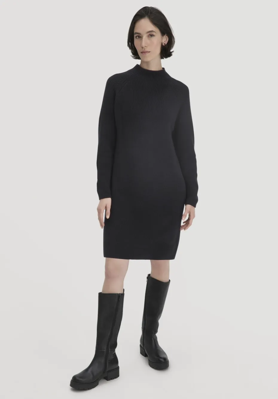 hessnatur Strick Kleid Regular aus reiner Bio-Baumwolle von schwarz Discount