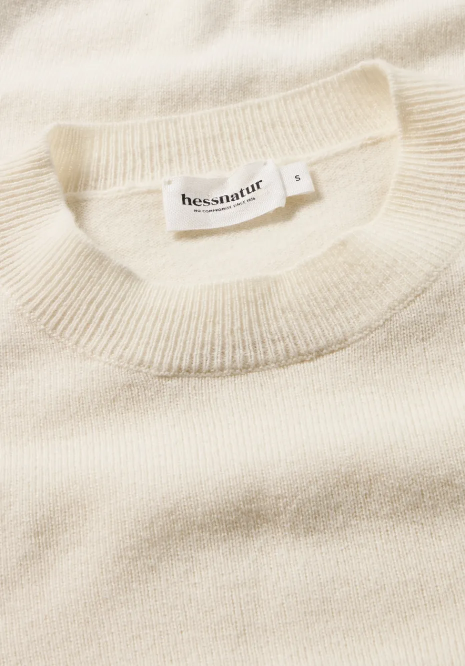 hessnatur Strick Pullover Regular aus Bio-Merinowolle mit Cashmere von naturweiss Discount