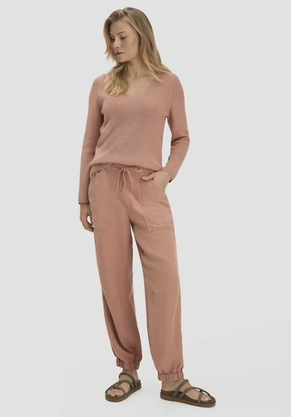 hessnatur Strick Pullover Regular aus reiner Bio-Baumwolle von rosé Outlet