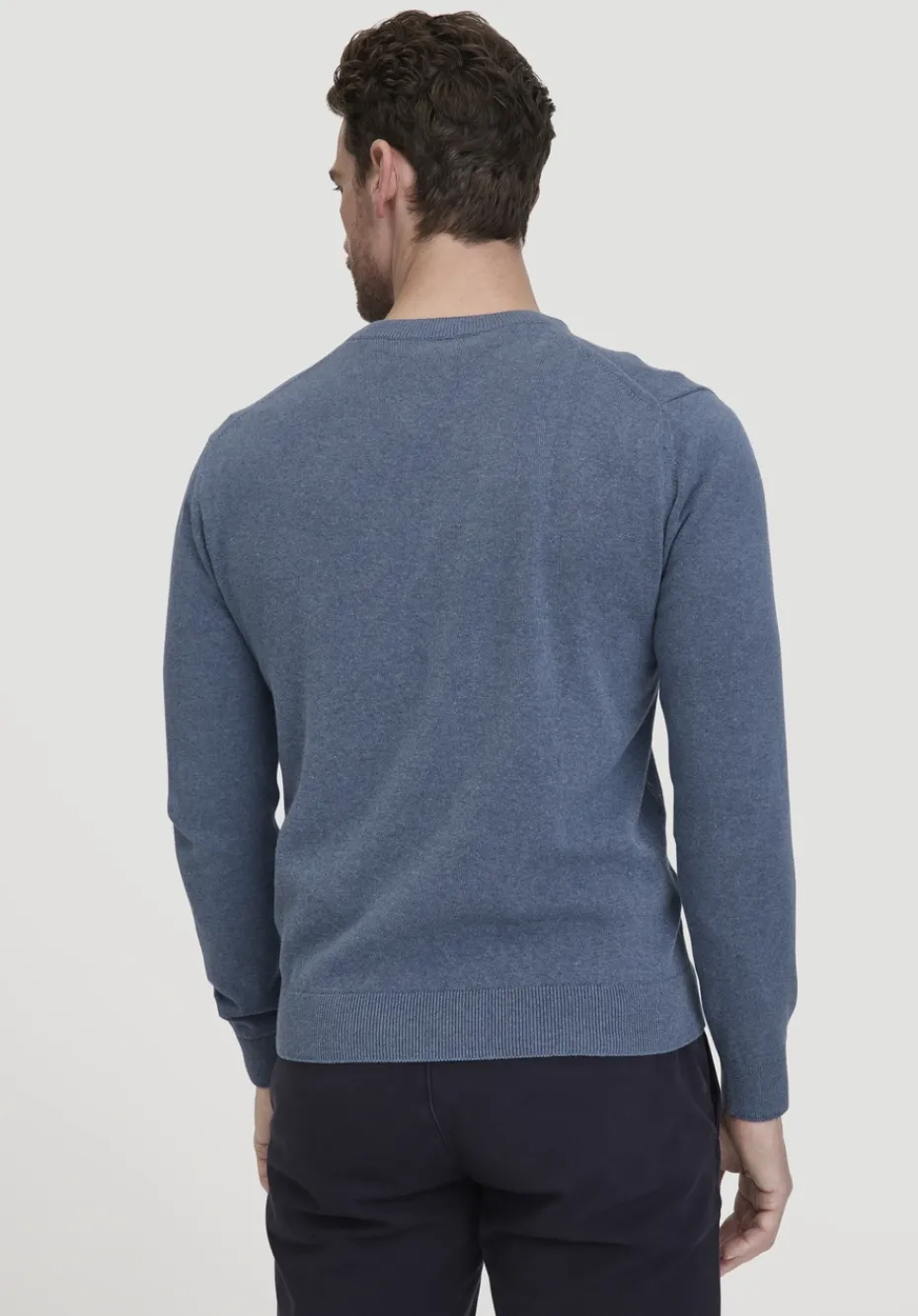 hessnatur Strick Pullover Regular aus reiner Bio-Baumwolle von helles jeansblau Best